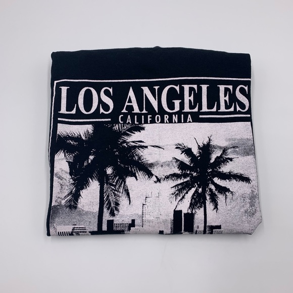 Graphic Tee - Picture 2 of 7